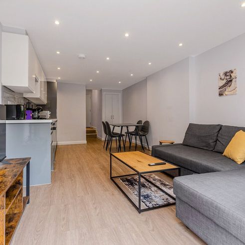 Clapham Common West Side Southwest - Photo 1