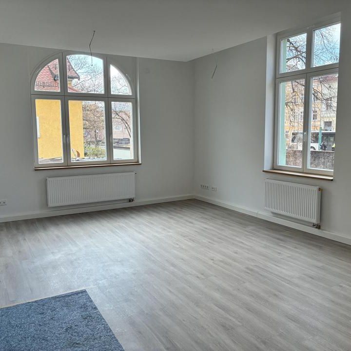 Historische Villa in neuem Glanz - Stilvolles Wohnen in saniertem Altbau - Photo 1