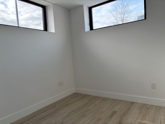 For Lease - 7277 Wilson Crescent Unit# 107, Niagara Falls, Ontario - Photo 1