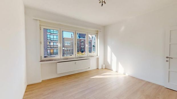 Appartement te huur - Photo 1