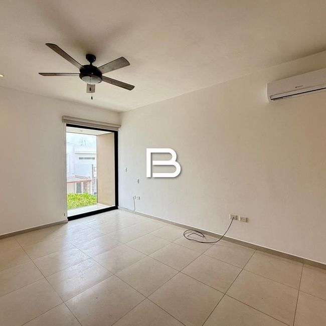 Casa en Aqua Residencial - Photo 1