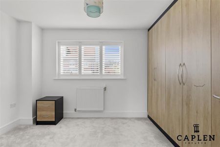 5 bedroom detached house to rent - Photo 5