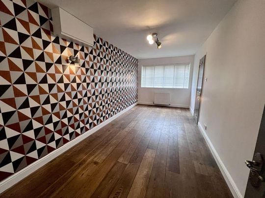 4 bedroom detached house to rent - Photo 1