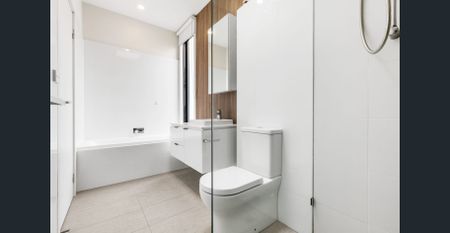 Bright Corner Townhouse! - Photo 4