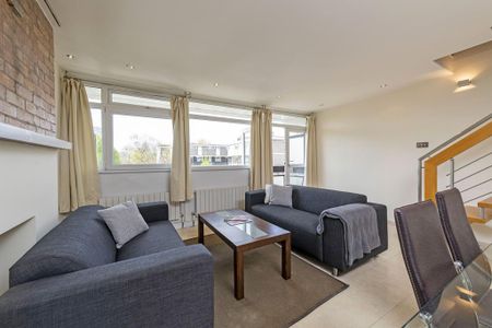 3 bedroom flat to rent - Photo 3