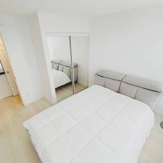 (Min. 3 months) Feb 1 Fully Renovated and Furnished 1bed 1bath 25FL - Photo 3