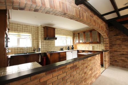 3 bedroom apartment to rent - Photo 3