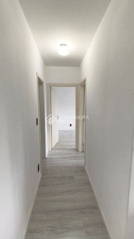 Apartamento com 2 quartos e 69m² para alugar em Centro, Canoas. - Foto 4