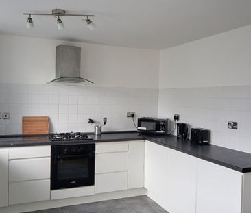 Room in a Shared Flat, Downfield Close, W9 - Photo 4