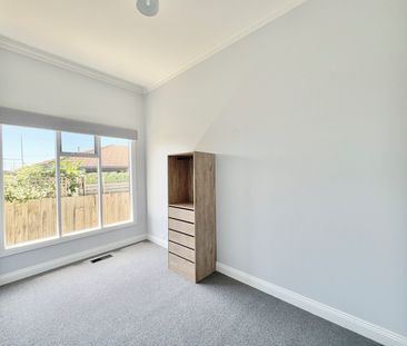 Charming Home in a Prime Newtown Location - Photo 4