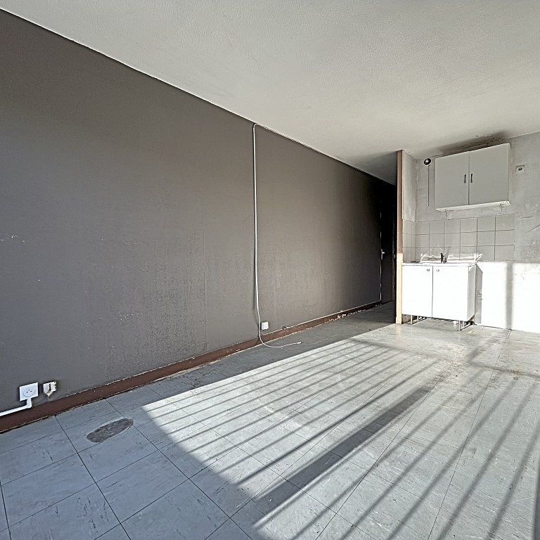 Location Appartement 1 pièce 21m² - Photo 1