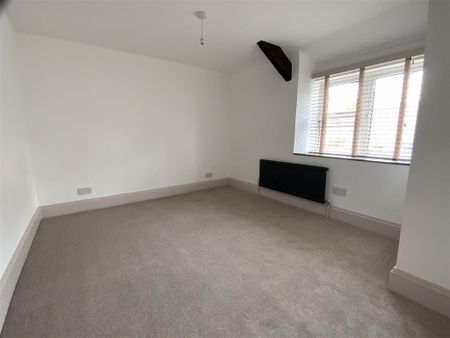 2 bedroom cottage to rent - Photo 2