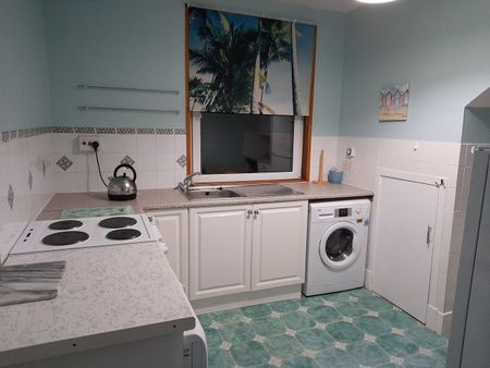 1 Bed Flat, Claremont Place, AB10 - Photo 2