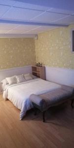 Batcheleur Grand 2 1/2 , Entièrement meublé, tout inclus (Secteur Boisé du Golf) Secteur Privilégié ! - Photo 4