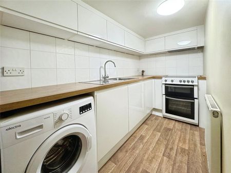 2 bedroom apartment to rent - Photo 5