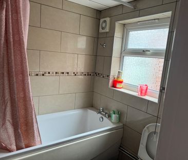3 Bed Terraced House, Leicester, LE4 - Photo 6