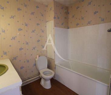 Location Appartement 1 pièce 41m² - Photo 3