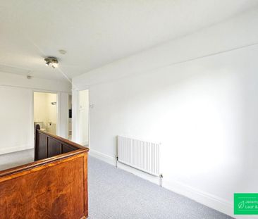2 bedroom maisonette to rent - Photo 2