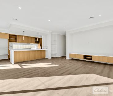 Brand New Home with 2 Master Bedrooms | Zoned for Werribee Secondar... - Photo 1