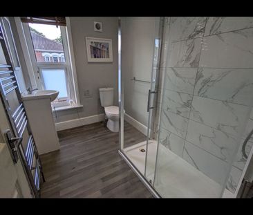 Room in a Shared House, Cromwell Road, SO15 - Photo 5