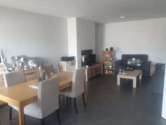 Een mooi appartement met 3 slaapkamers in het centrum van Lommel - Photo 1