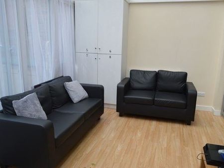 Room in a Shared House, Sedgmoor Place, SE5 - Photo 3