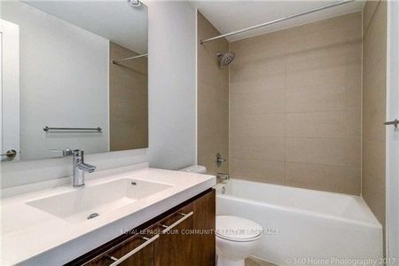 For Lease - 25 Broadway Avenue Unit# 810, Toronto, Ontario - Photo 2