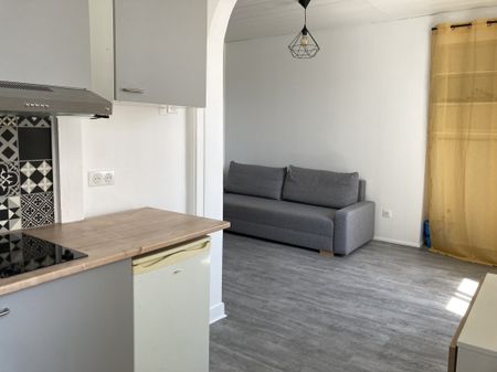Appartement à louer 1 pièce - Photo 2