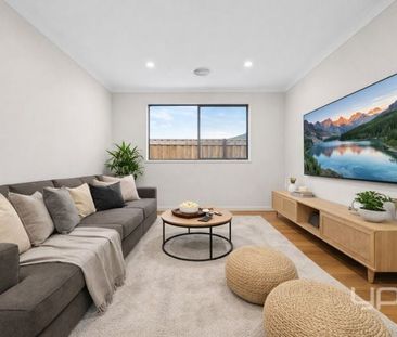 Exquisite Family Home! - Photo 3