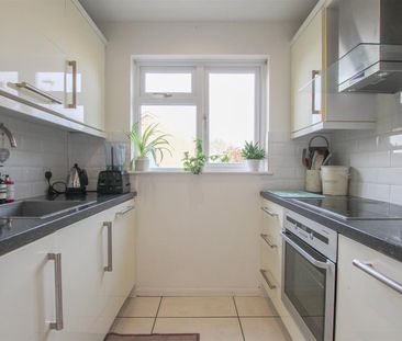 Goddard Way, Saffron Walden - Photo 5