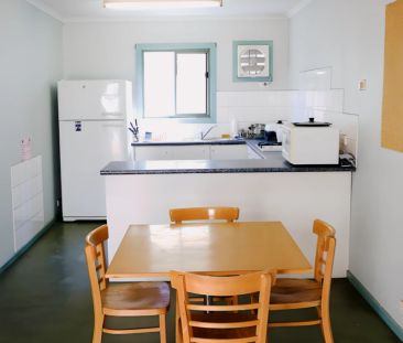 6 Bedroom Apartment - Photo 5