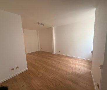 Location Appartement 2 pièces 53m² CHABEUIL 26120 - Photo 1