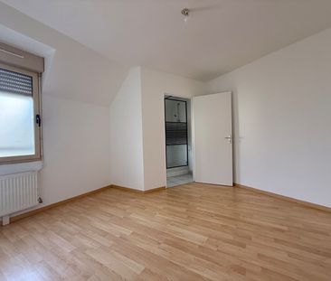 Location Maison 5 pièces 96m² - Photo 3