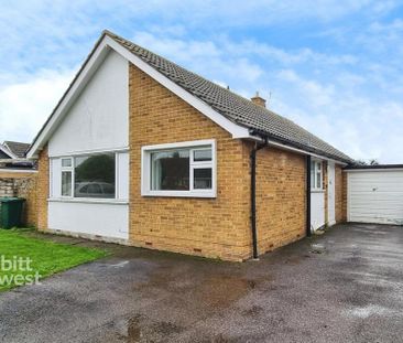 3 bedroom detached bungalow to rent - Photo 1
