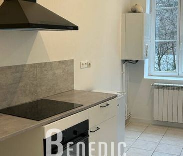 METZ CENTRE Location F1bis dans résidence ancienne - Photo 5