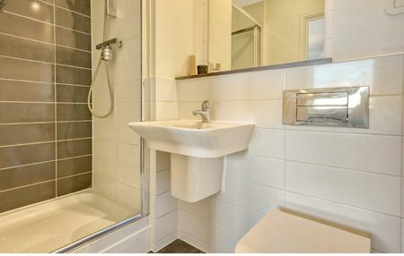 2 Bed Flat, Wager Street, E3 - Photo 4