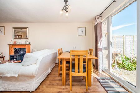 3 bedroom house to rent - Photo 2