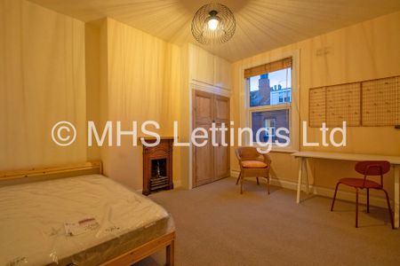 1 Pennington Grove, Leeds, LS6 2JL - Photo 2