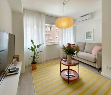 Estudio en alquiler en Calle de Muñiz y H. de Alba, 22 - Photo 1