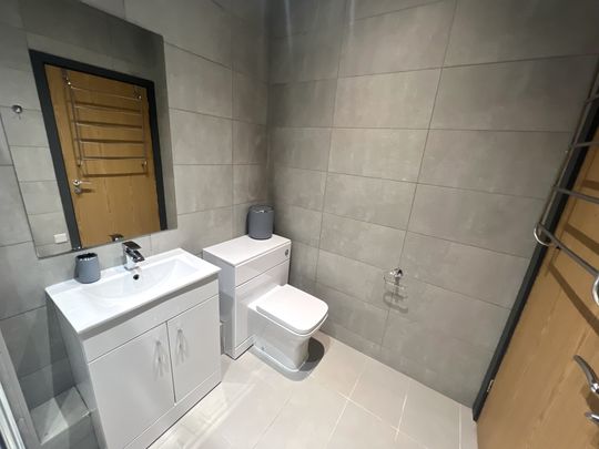 The Residence (58), Liverpool, L2 - Photo 1