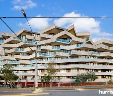 Refreshed One Bedroom Sanctuary in Acacia Place - Photo 5