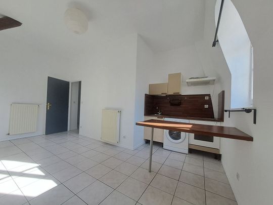 Location Appartement 3 pièces 43m² - Photo 1