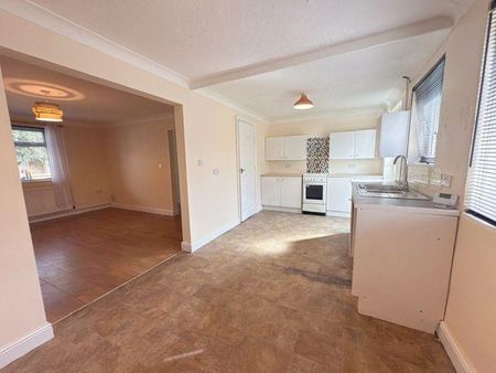 3 bedroom terraced house to rent - Photo 5