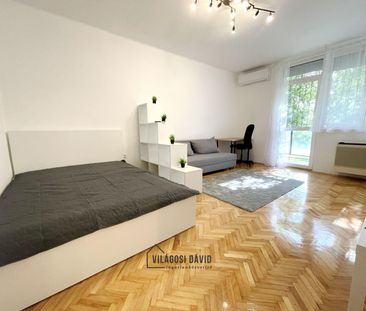 Hajdú-Bihar megye, Debrecen - Photo 3