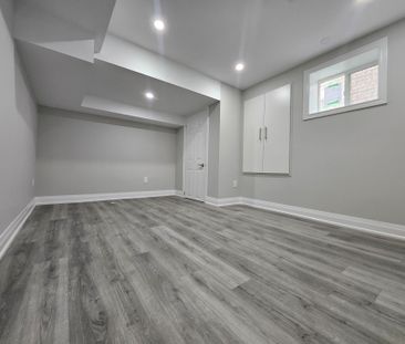 For Lease - 22 Headon Avenue, Ajax, Ontario - Photo 1