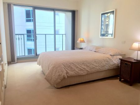 2307/127 Kent Street, Sydney - Photo 3