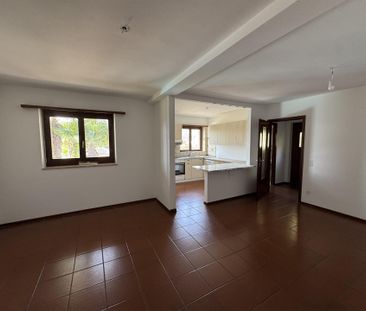 Pregassona Alta – Elegante 3.5 locali con giardino privato e piscina - Photo 2