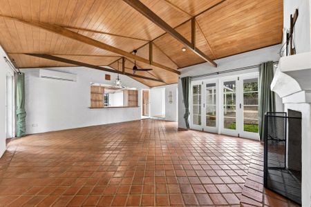 Spacious Family Home in Quiet Buderim Cul-De-Sac - Photo 3