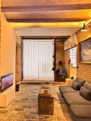 2 room luxury Apartment for rent in Valencia, Spain - Photo 1