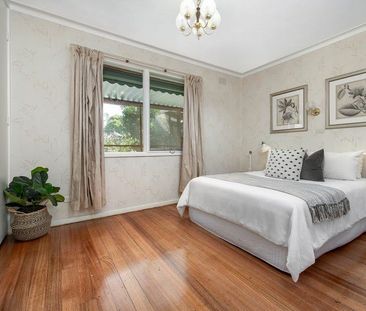 Family house in Burwood East Primary School Zone - Photo 4